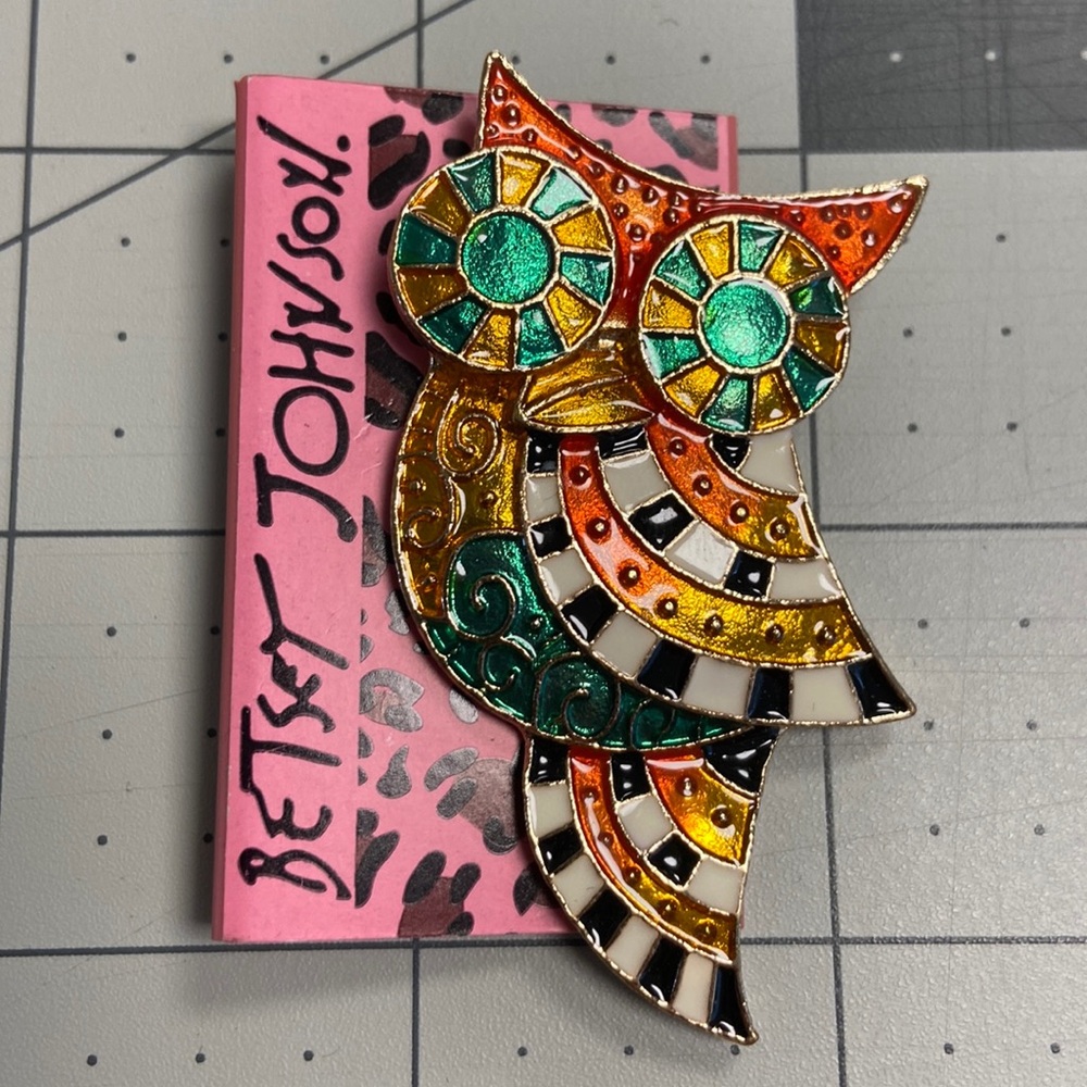 Enameled Owl Betsey Johnson Brooch 2” #64
